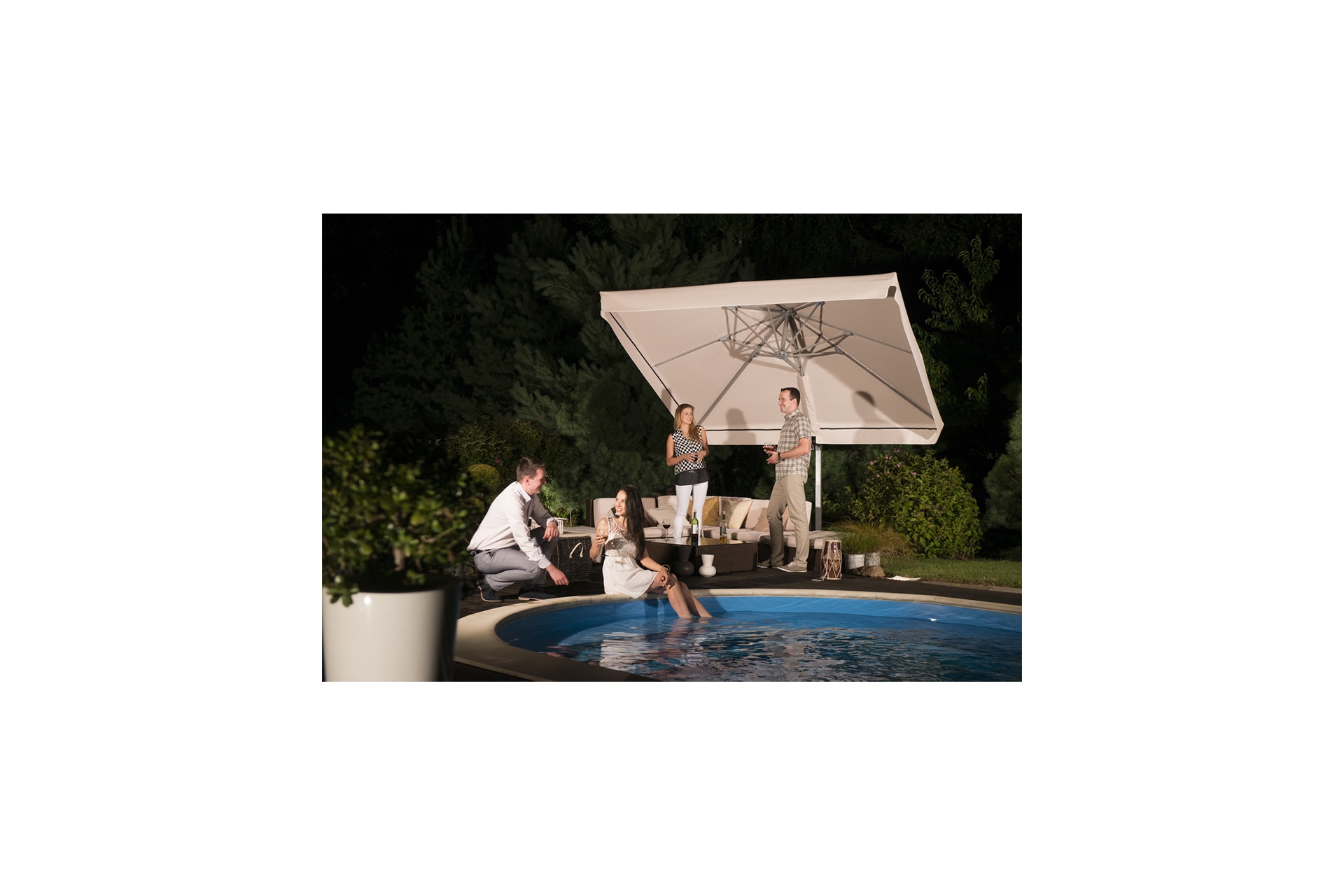 Parasol ogrodowy Rio 300 cm beżowy Parasol ogrodowy Litex Garden Rio 300 cm Silver / Ecru