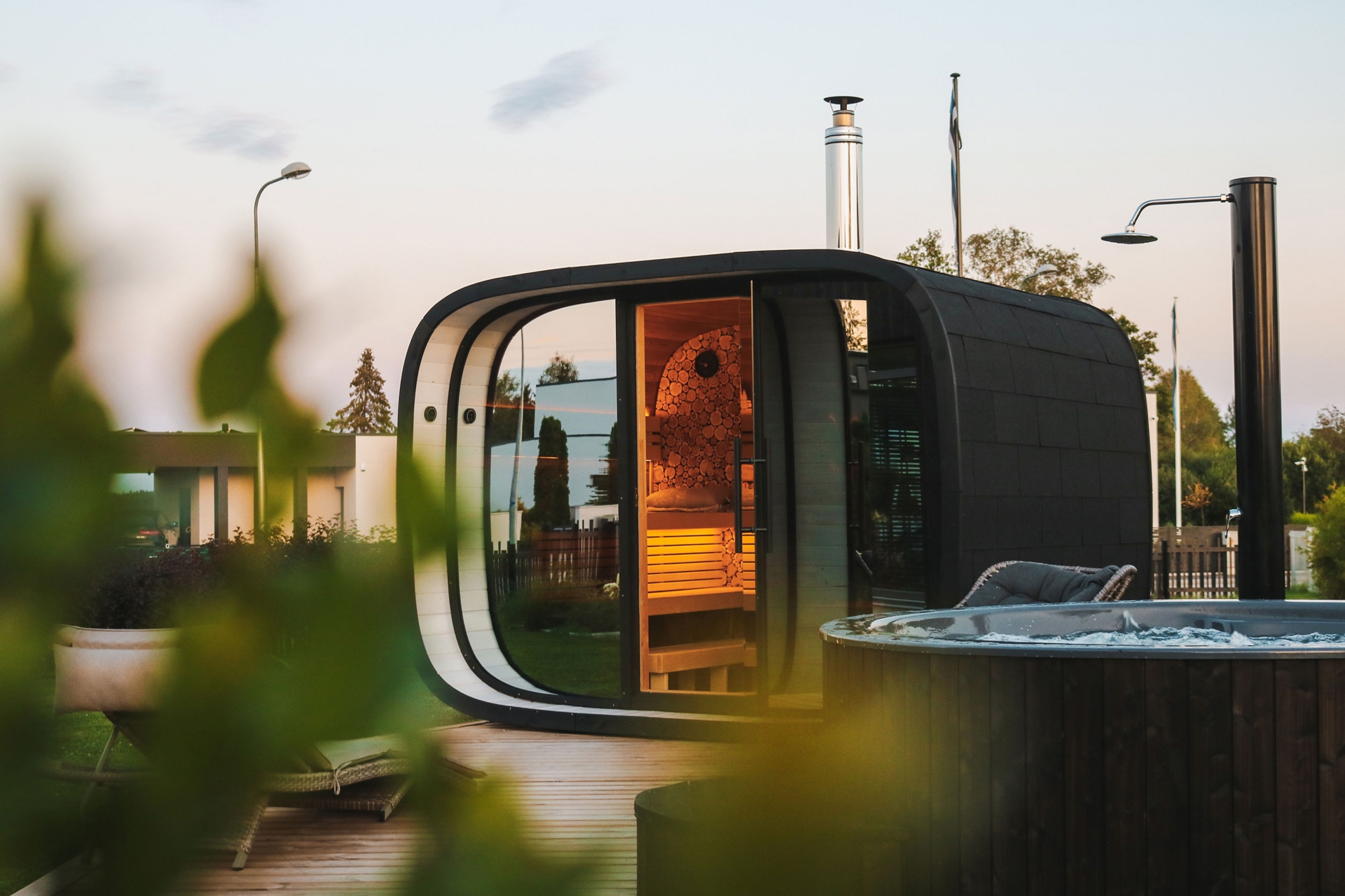 Sauna fińska zewnętrzna Leil® Saunas Round Cube Single 2.0 6-osobowa