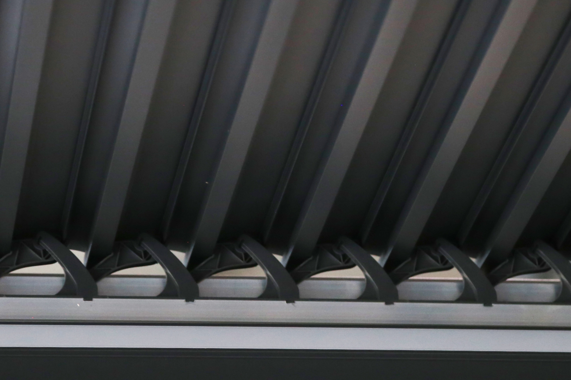 Oświetlenie LED do pergoli Schatler Modern Alu 4x3 m