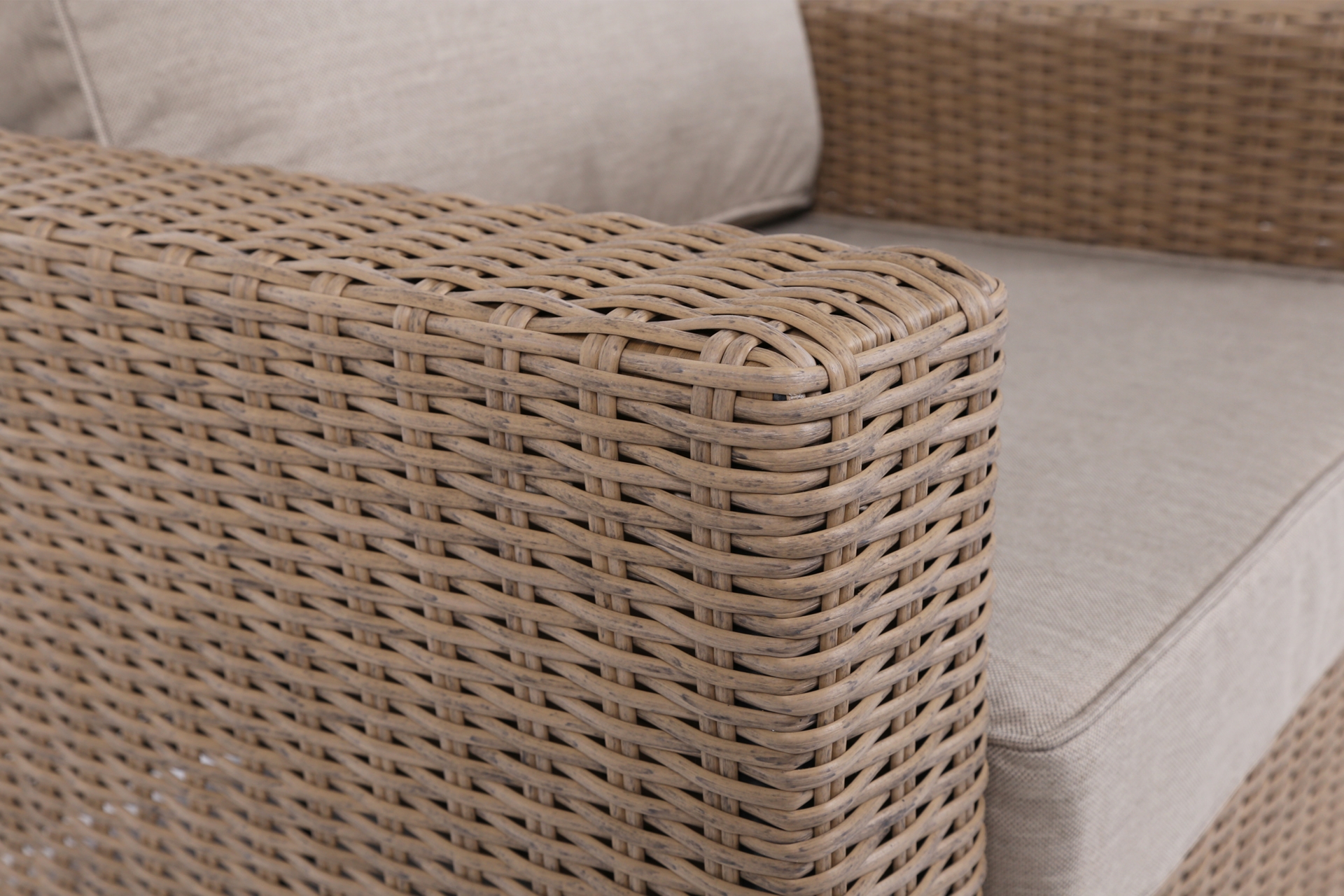 Meble ogrodowe technorattanowe Perugia Light Brown / Brown Melange - dla 8 osób Meble ogrodowe technorattanowe Perugia Light Brown / Brown Melange
