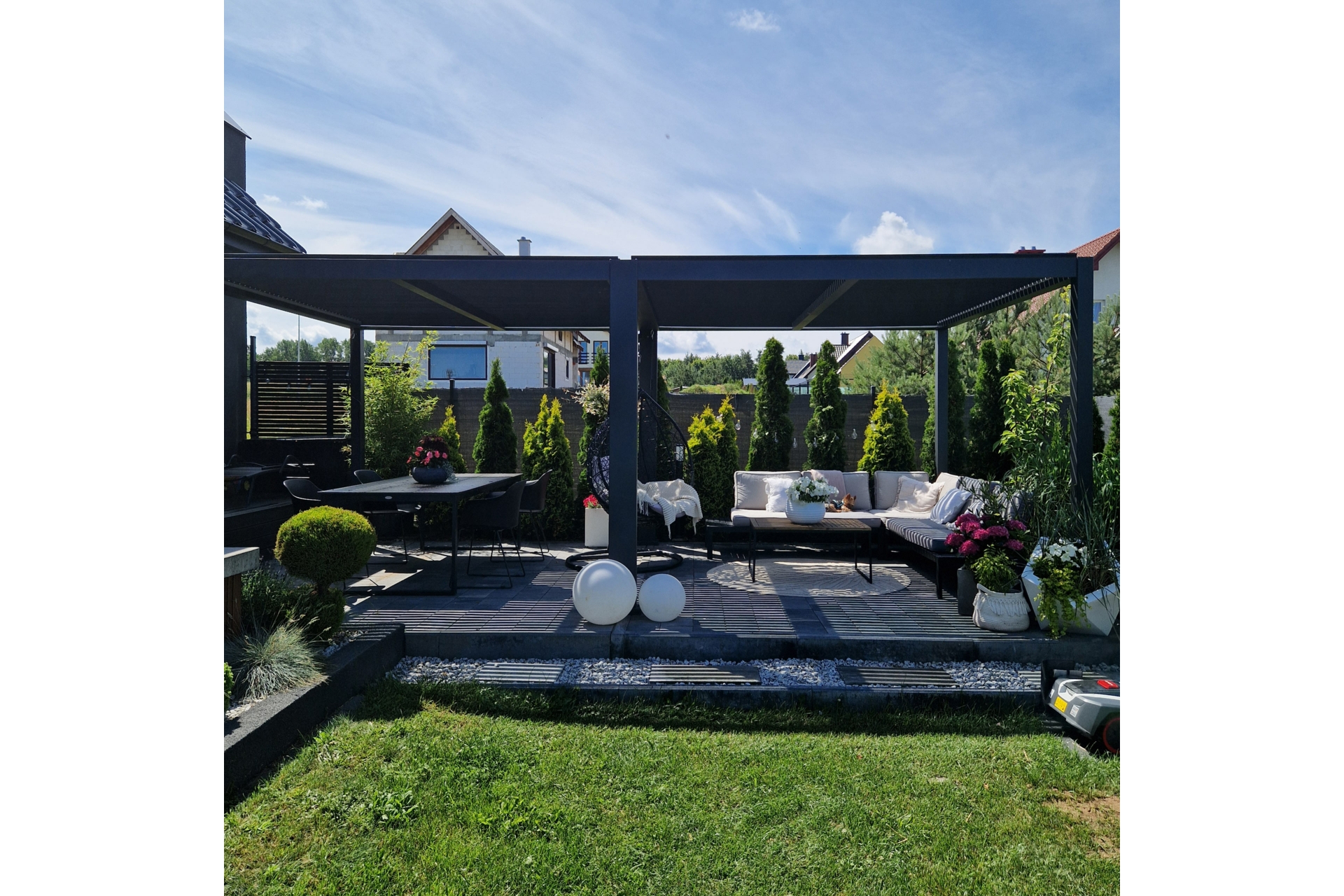 Pergola aluminiowa 6x3 m Bermeo z żaluzjami Pergola ogrodowa aluminiowa Bermeo 600 x 300 cm