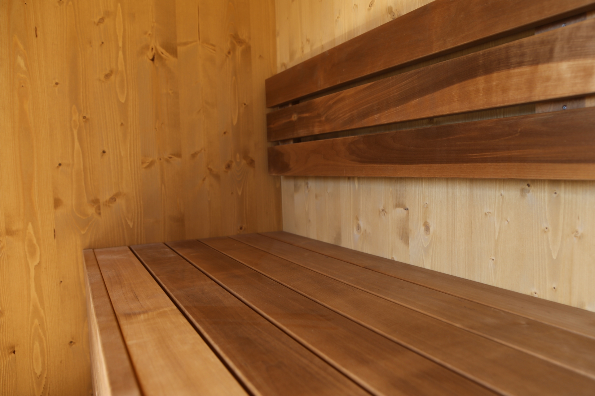 Sauna fińska zewnętrzna TerModula z balią 500 x 210 cm