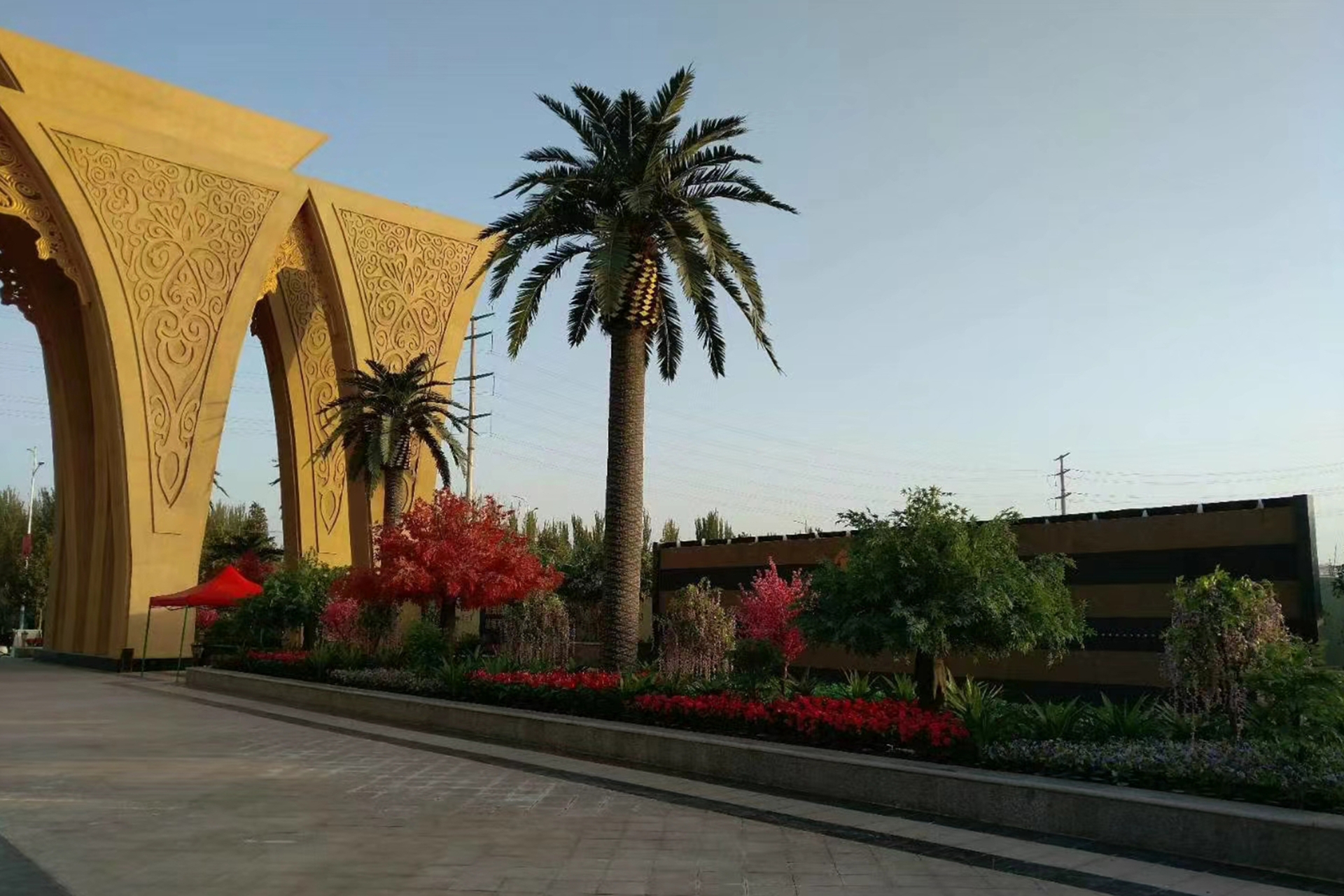 Sztuczna palma daktylowa 8 m