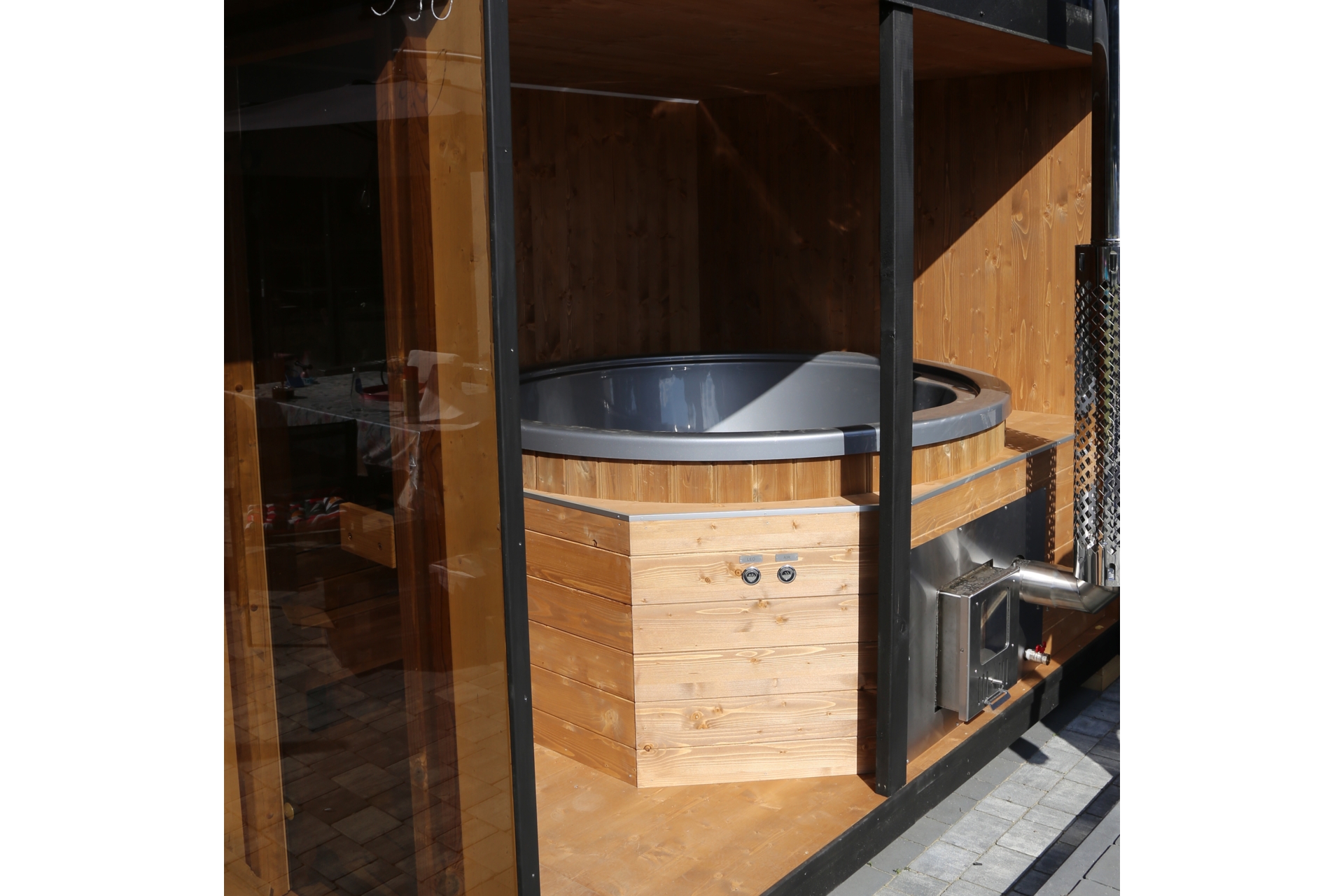 Sauna fińska zewnętrzna TerModula z balią 500 x 210 cm