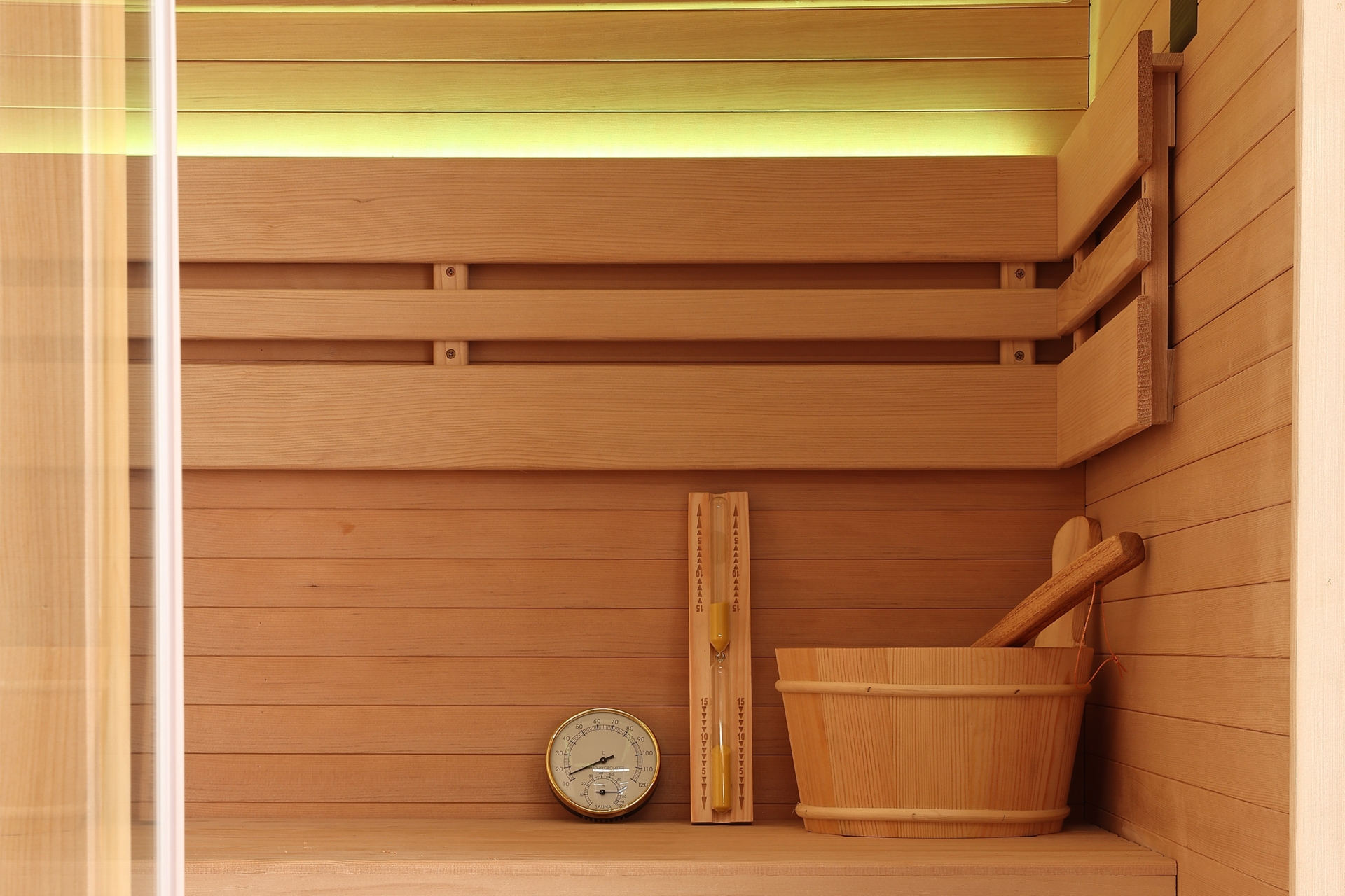 Sauna fińska narożna Nordum Pure One 2-osobowa naturalna