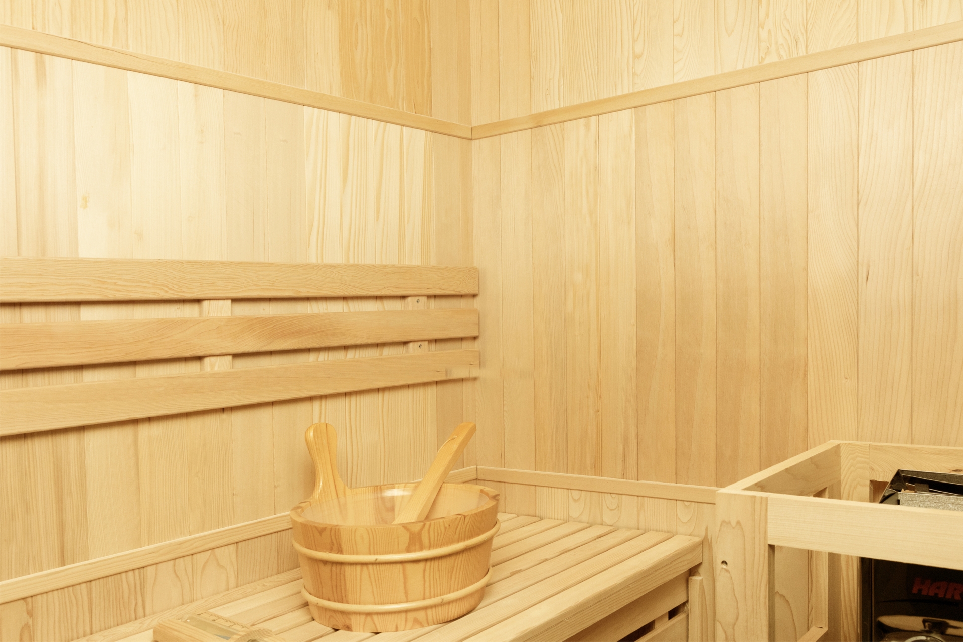 Sauna fińska narożna EA2C poekspozycyjna