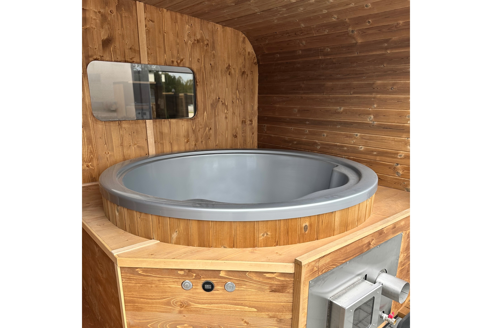 Sauna fińska zewnętrzna Hobbit Odnova z balią 220 x 500 cm