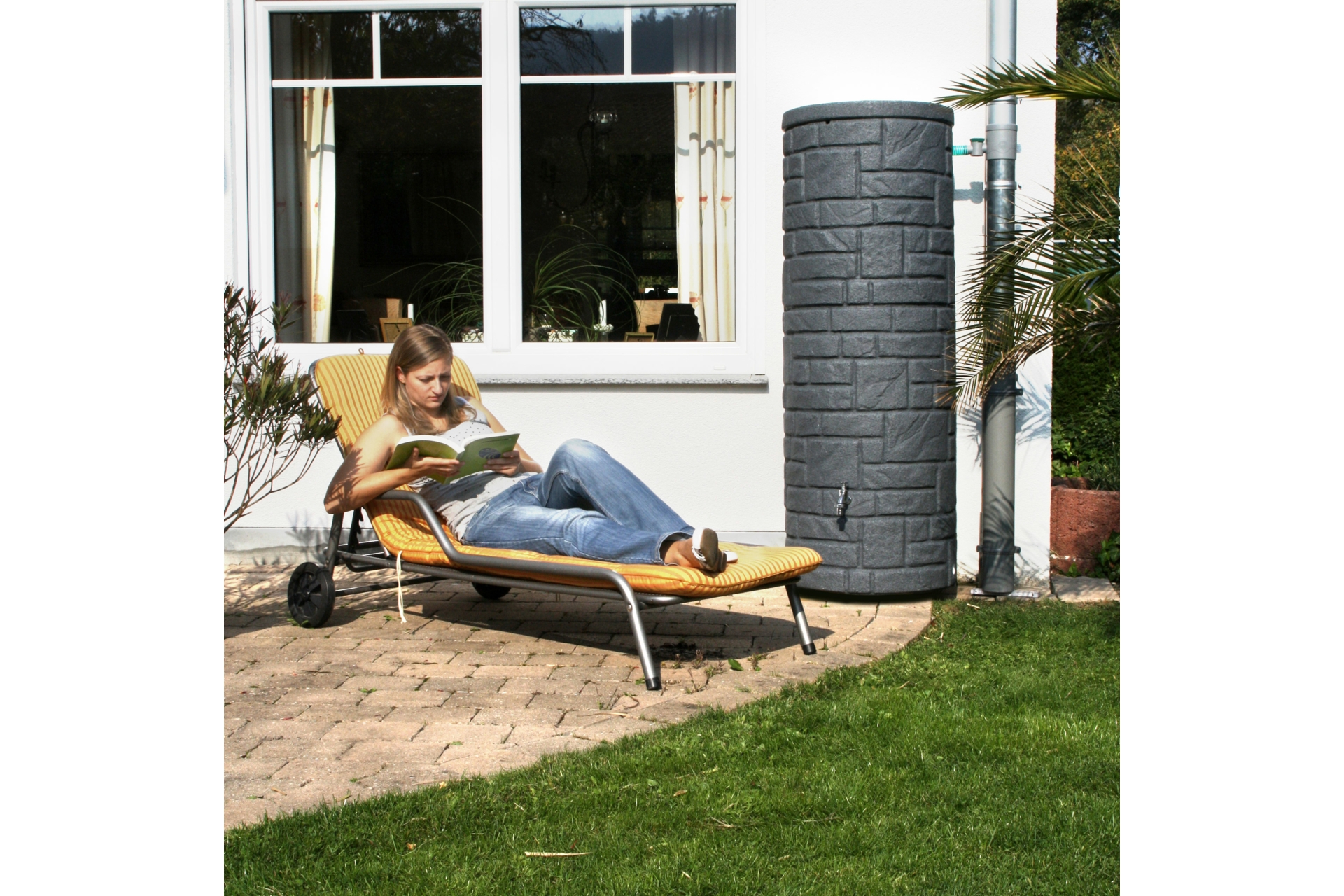 Zbiornik na deszczówkę MPI Arcado 360 l czarny granit