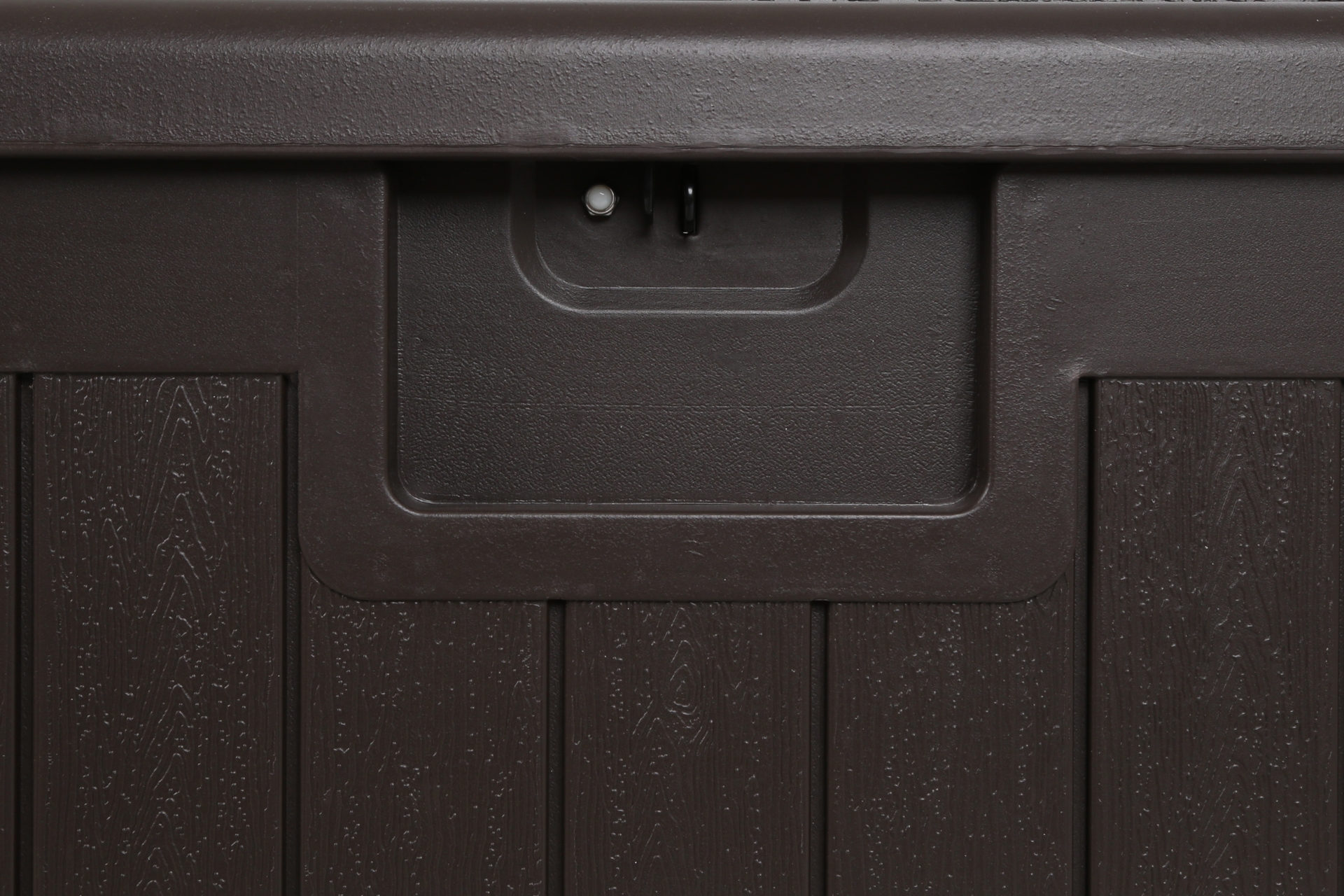 Skrzynia ogrodowa wzmocniona Gotland 567 l Brown