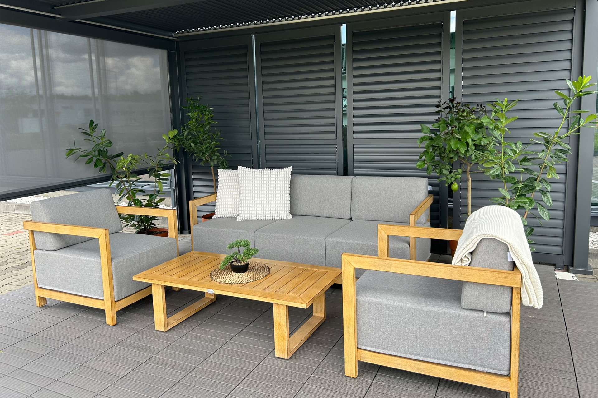 Meble ogrodowe aluminiowe Lyon Teak / Fog Grey