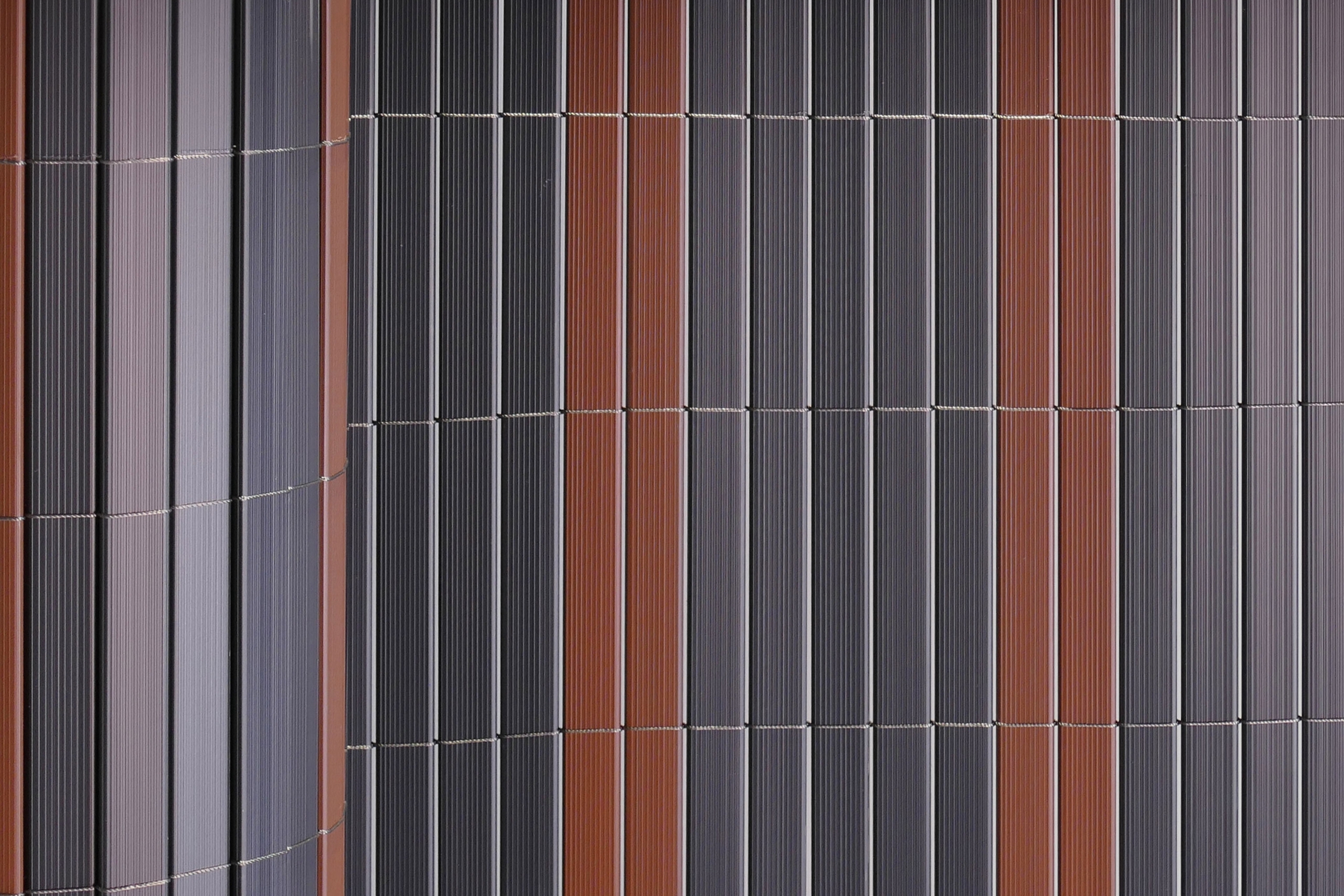 Mata PVC Regular na ogrodzenie 150 x 500 cm szaro-brązowa