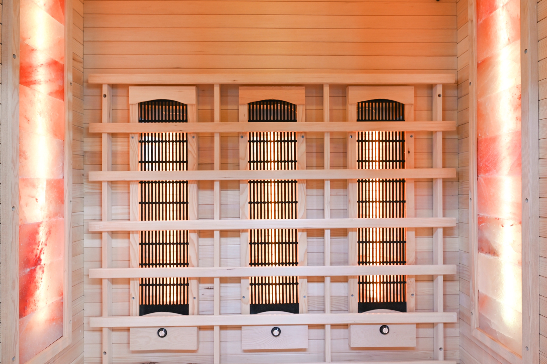 Sauna infrared Nordum Classic 2-osobowa WiFi brązowa - z panelami solnymi - z koloroterapią Sauna infrared Nordum Classic 2-osobowa WiFi brązowa