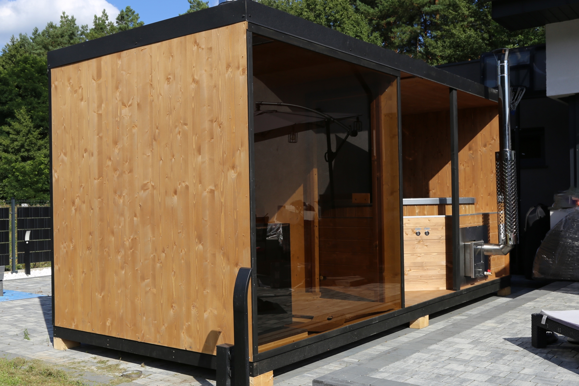 Sauna fińska zewnętrzna TerModula z balią 500 x 210 cm