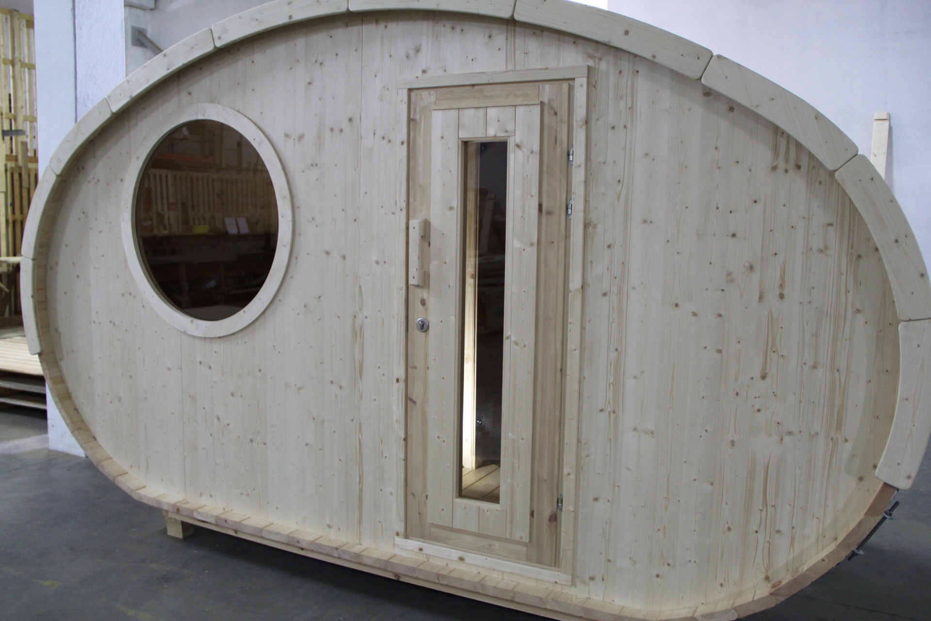 Sauna fińska zewnętrzna Hobbit Mini CLT 195 x 400 cm