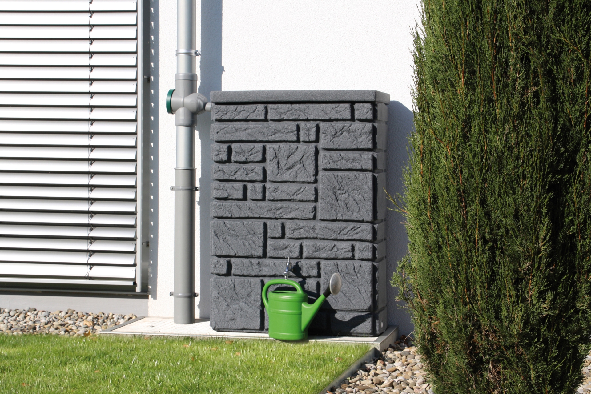 Zbiornik na deszczówkę MPI Maurano 300 l czarny granit