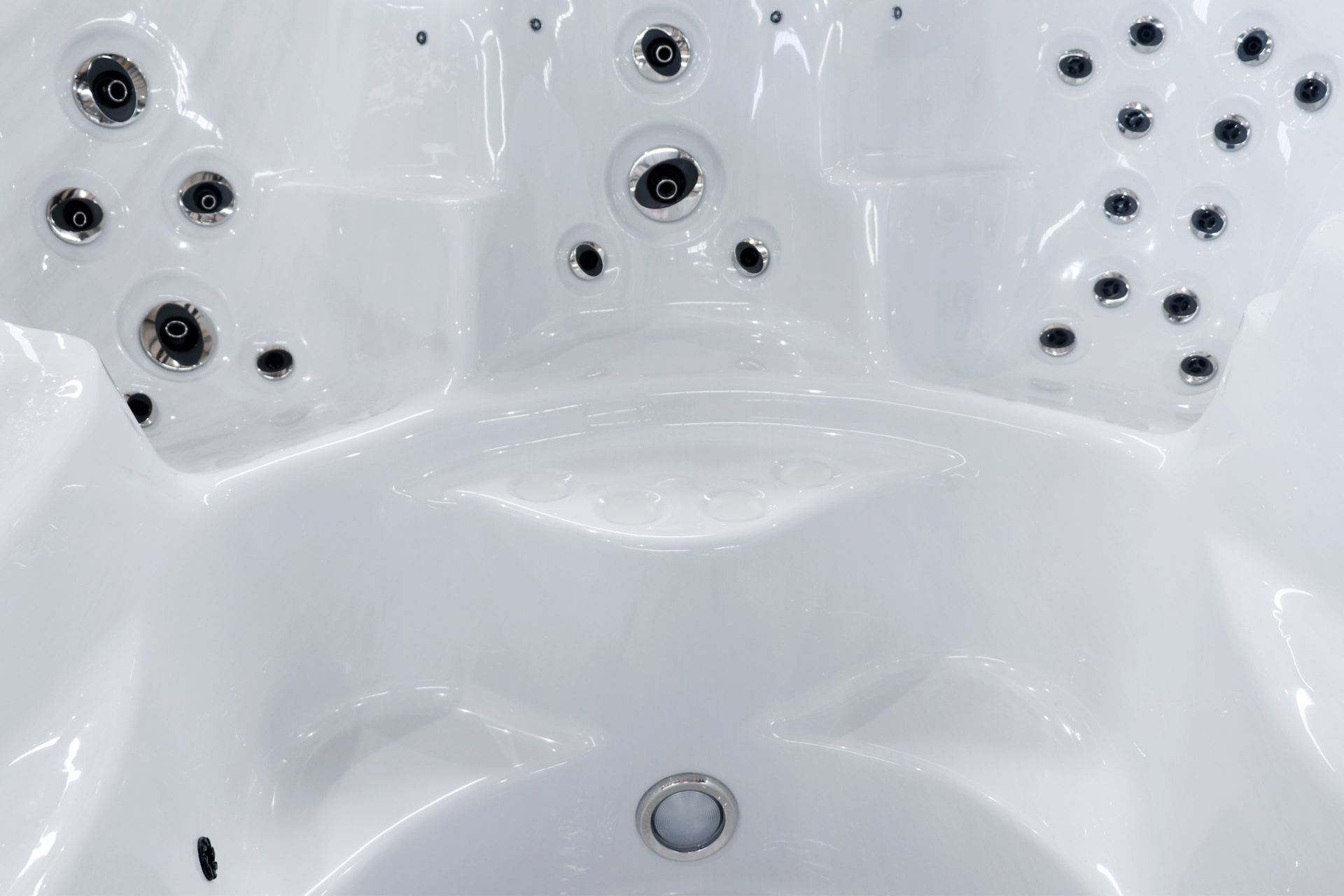 Basen ogrodowy z przeciwprądem i hydromasażem Hanscraft Asgard 480 x 230 cm - całoroczny - ocieplony Basen ogrodowy z przeciwprądem i hydromasażem Hanscraft Asgard 480 x 230 cm