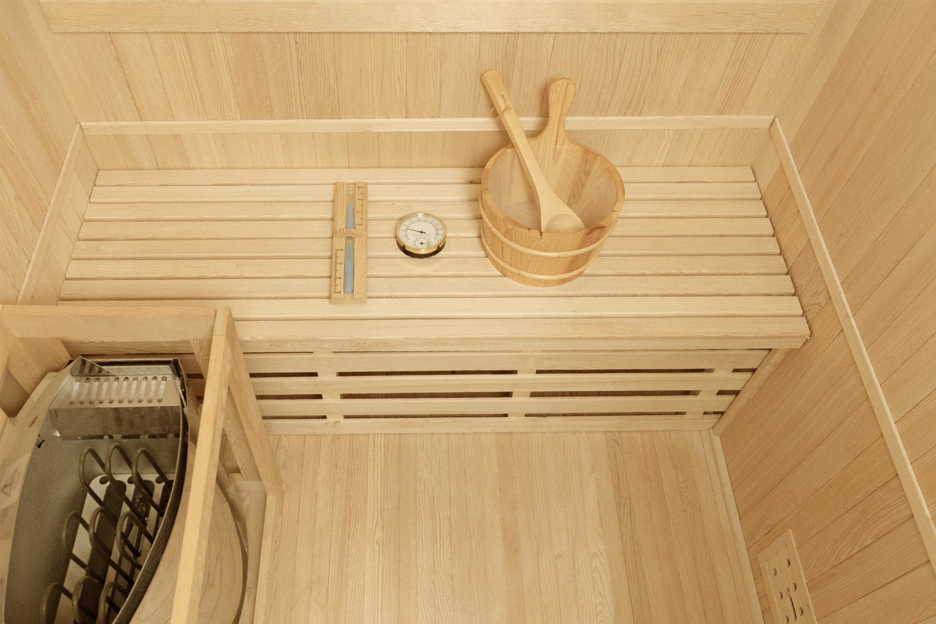 Sauna fińska EA3 White z piecem - biała - dla 3 osób Sauna fińska EA3 White z piecem