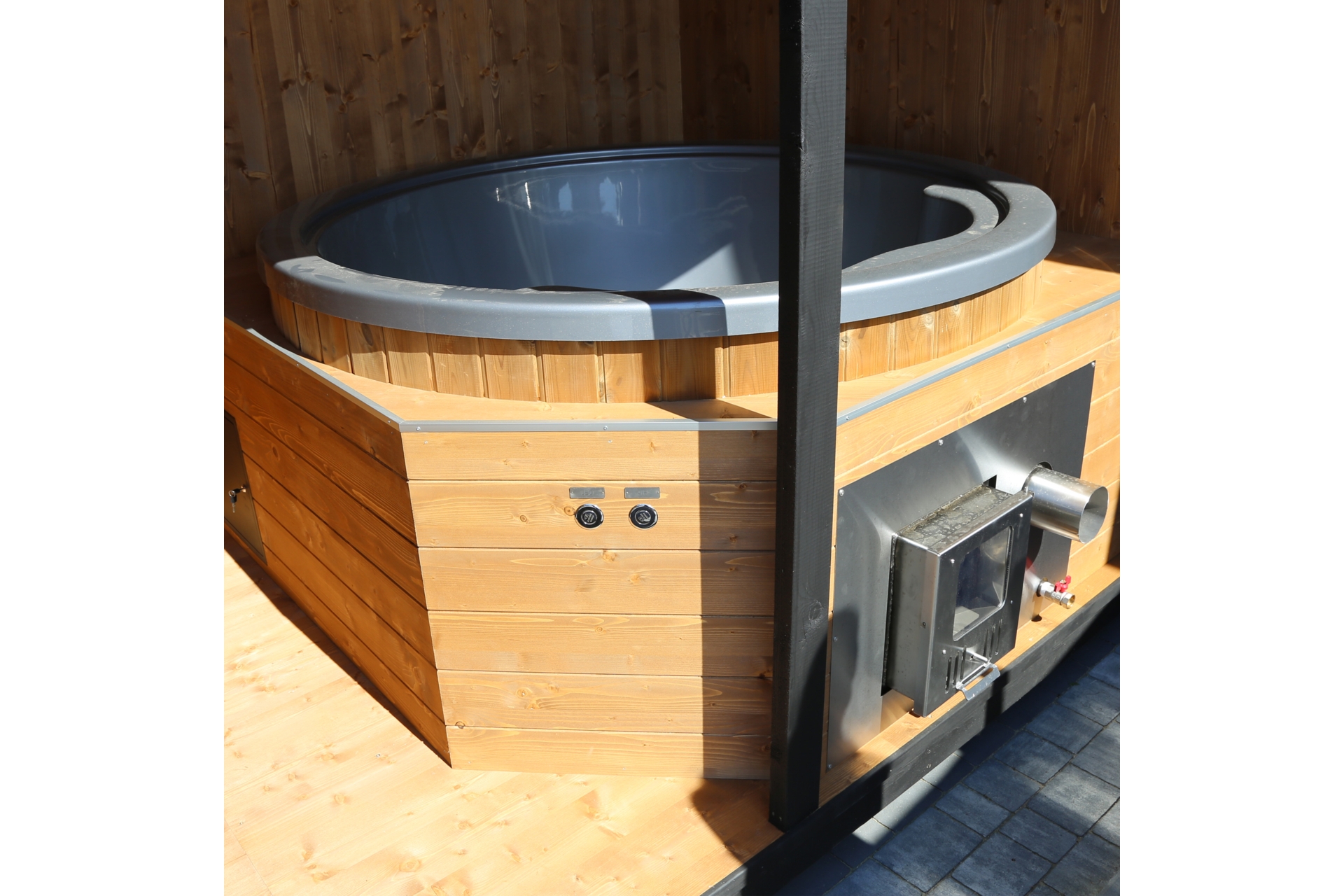 Sauna fińska zewnętrzna TerModula z balią 500 x 210 cm