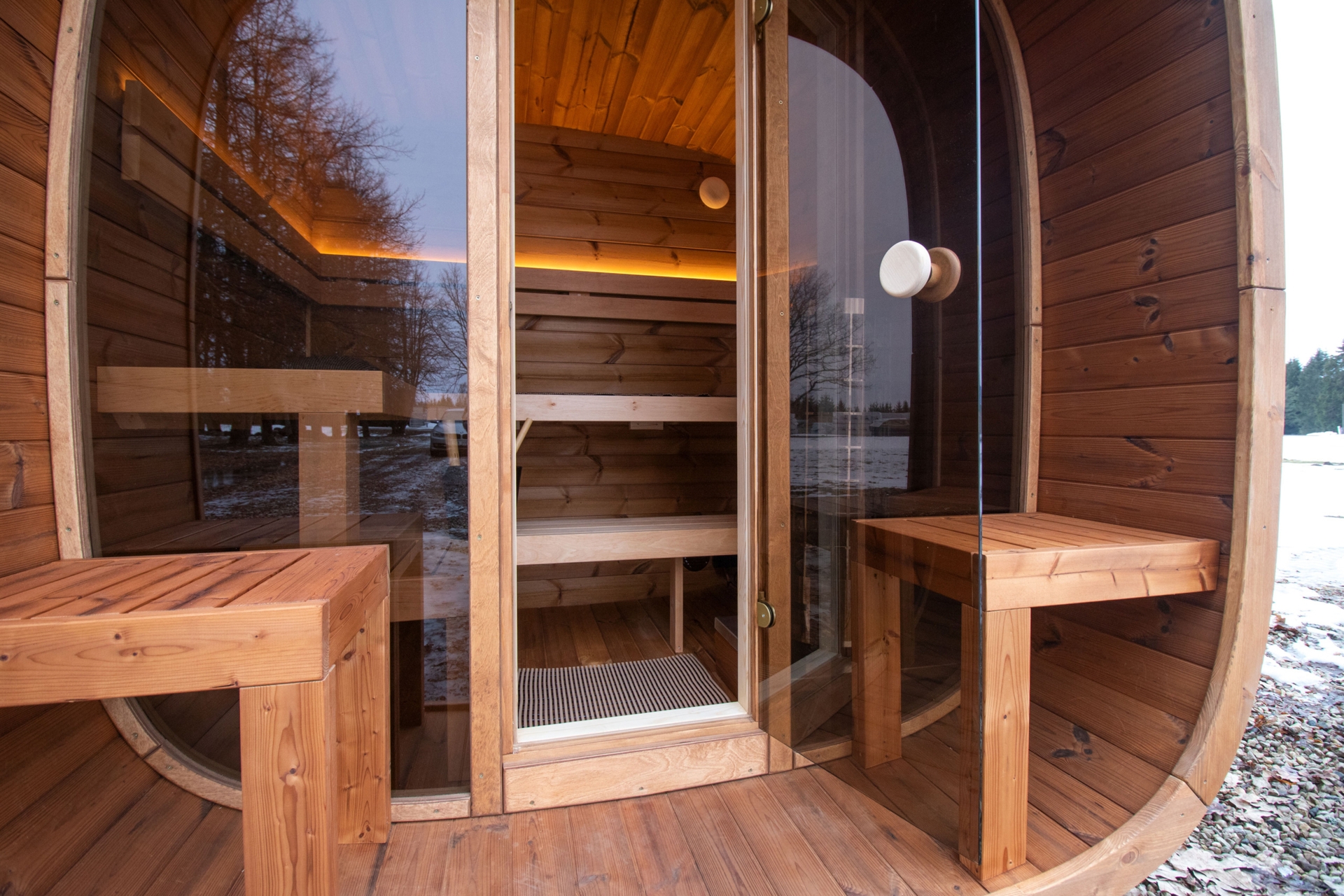 Sauna fińska zewnętrzna Leil® Saunas Dice Comfy 2.0 4-osobowa