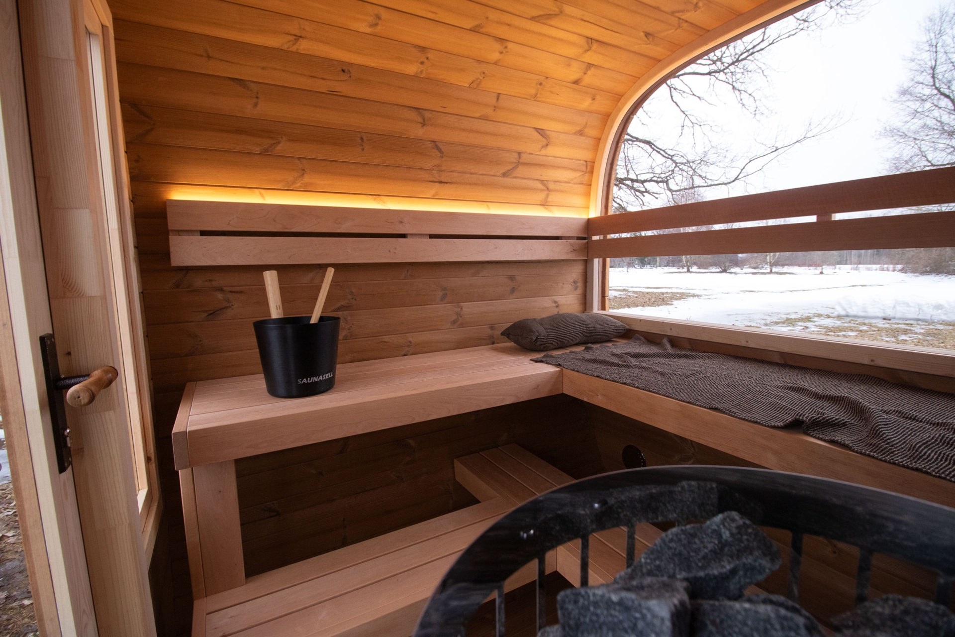 Sauna fińska zewnętrzna Leil® Saunas Dice Solo 5-osobowa