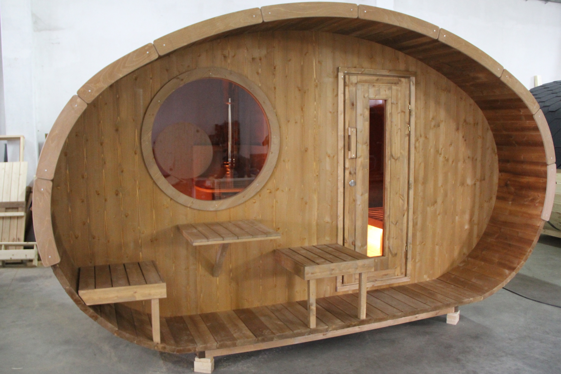 Sauna fińska zewnętrzna Hobbit Medium CLT 240 x 400 cm Sauna fińska zewnętrzna Hobbit Medium CLT 240 x 400 cm