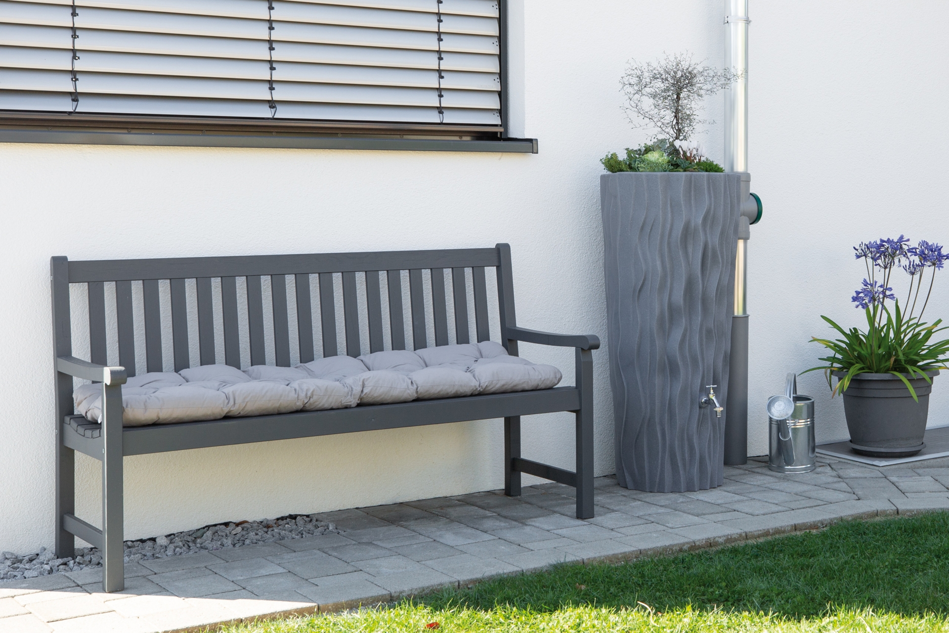 Zbiornik na deszczówkę MPI Alana 160 l ciemnoszary - na wodę deszczową Zbiornik na deszczówkę MPI Alana 160 l ciemnoszary