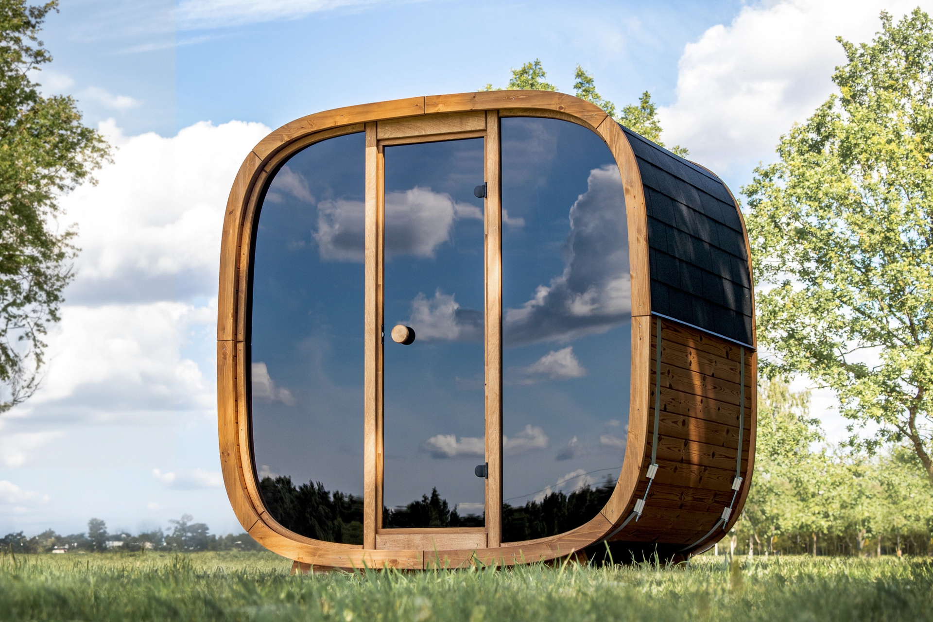 Sauna fińska zewnętrzna Leil® Saunas Dice Pocket 4-osobowa