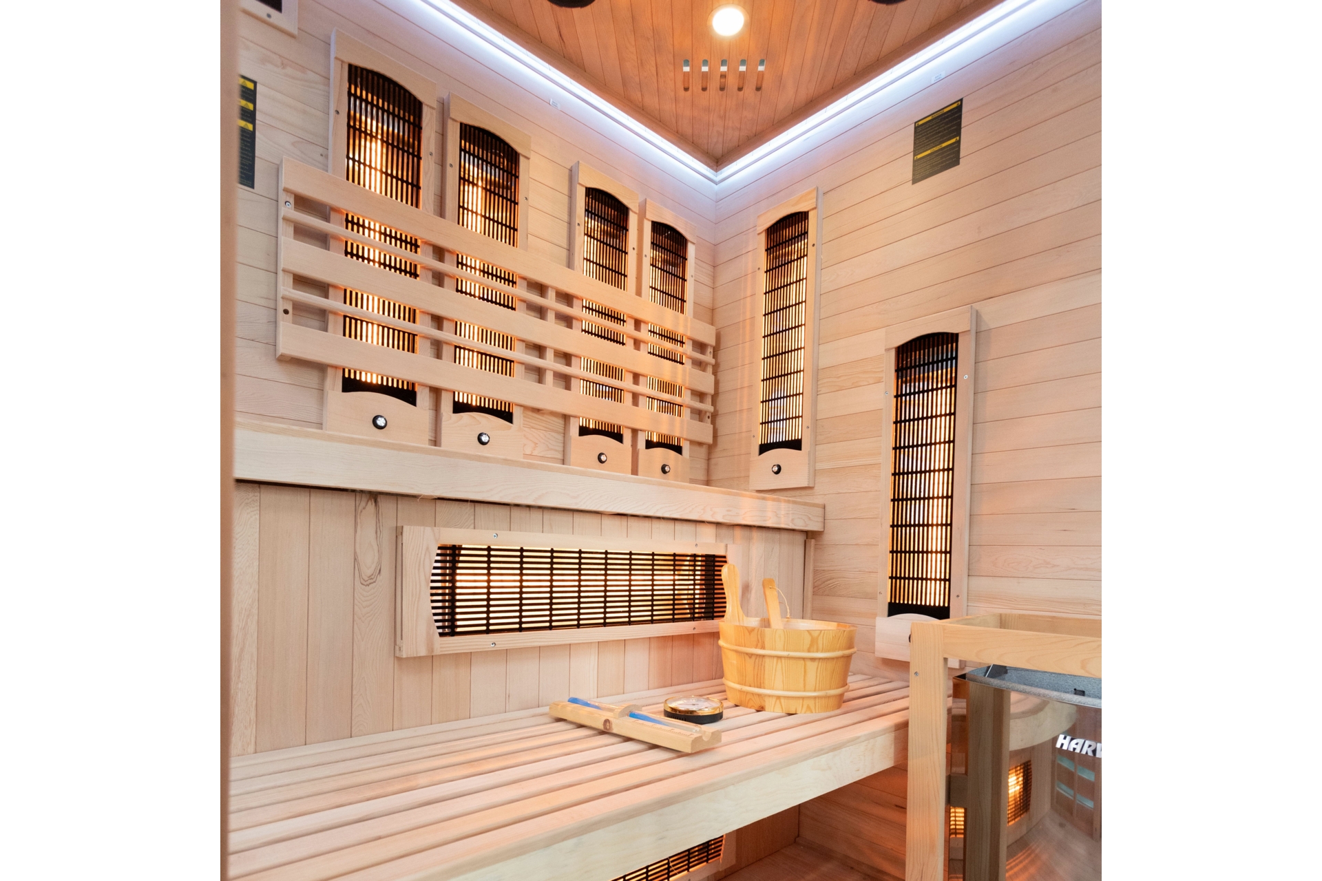 Sauna hybrydowa narożna Nordum Combi 3-osobowa brązowa - drewniana Sauna hybrydowa narożna Nordum Combi 3-osobowa brązowa