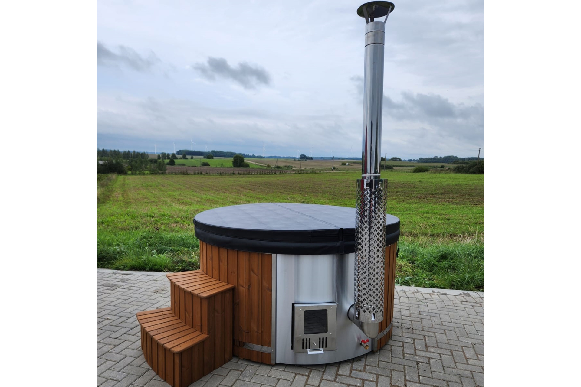 Balia ogrodowa z piecem Lux Hot Tub 200 Balia ogrodowa Lux Hot Tub 200