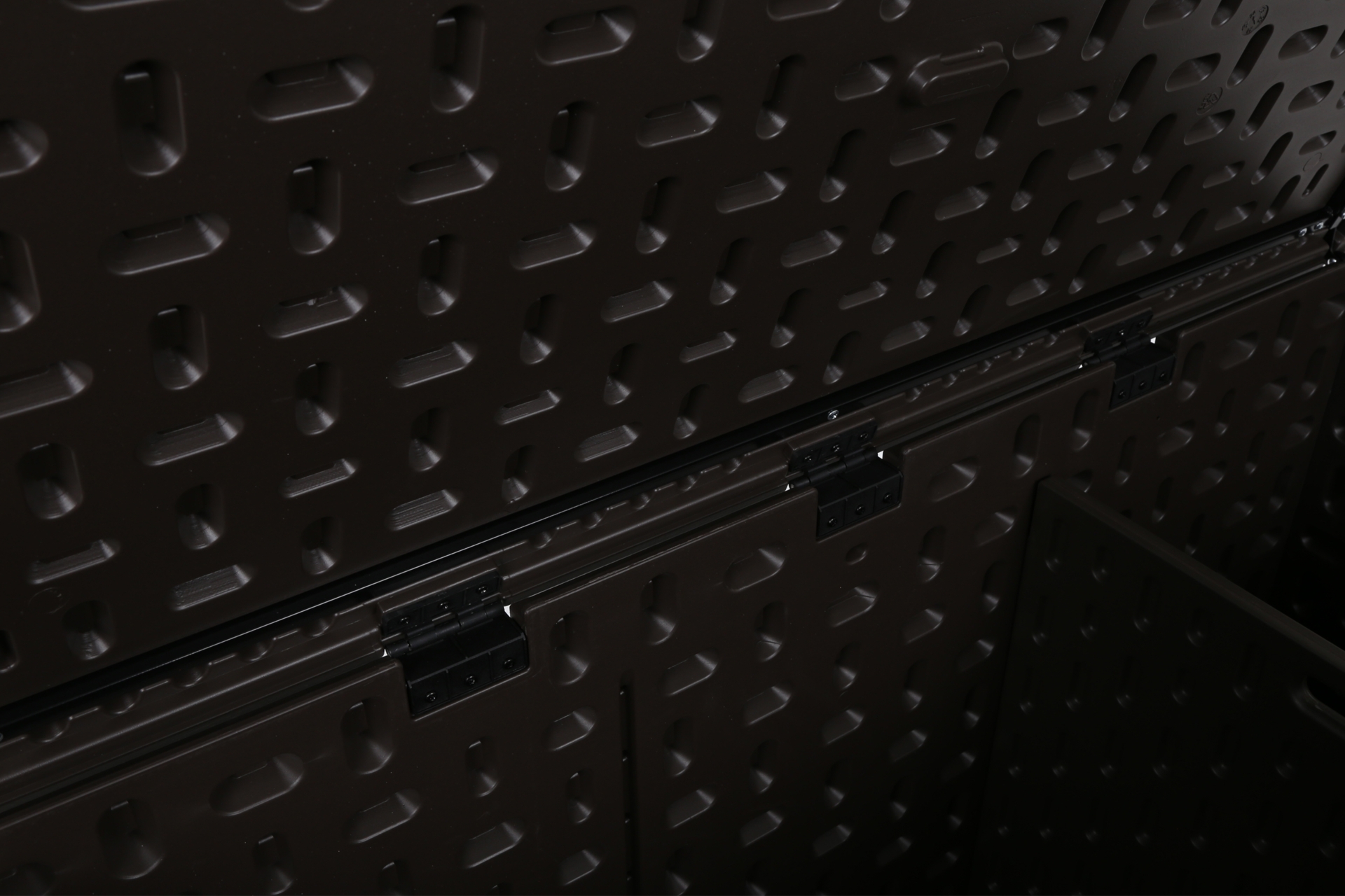 Skrzynia ogrodowa wzmocniona Gotland 567 l Brown