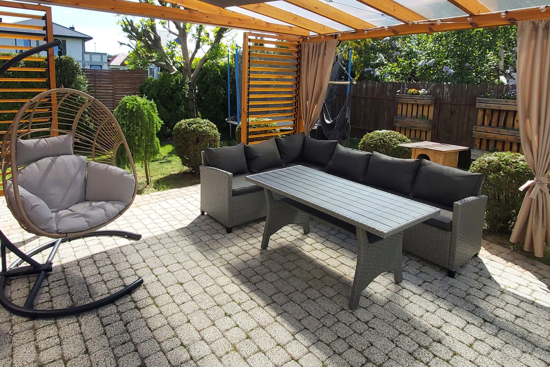 Narożne meble ogrodowe technorattanowe Lagos Muddy Grey / Black Melange