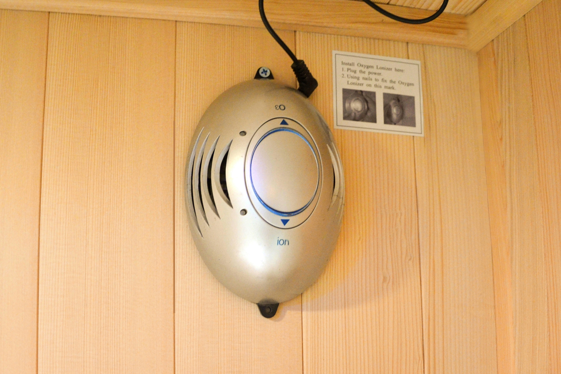 Sauna infrared Nordum Solea 3-osobowa biała - z panelami solnymi Sauna infrared Nordum Solea 3-osobowa biała