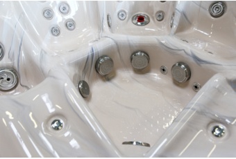 Wanna ogrodowa z hydromasażem Aquess Delight 5202 5-osobowa