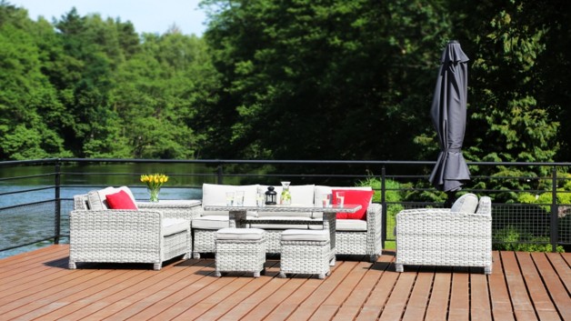 Zestaw mebli ogrodowych - z sofą czy bez?