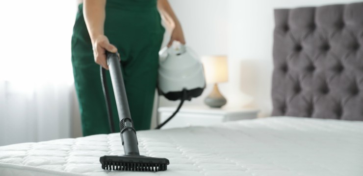 Sprawdź, jak wyczyścić materac i ciesz się czystością w domu!