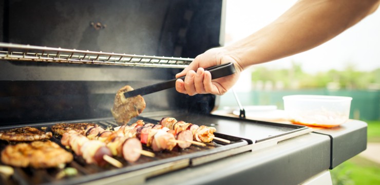 Jak wyczyścić grill po sezonie? Sprawdź sposoby HOME & GARDEN