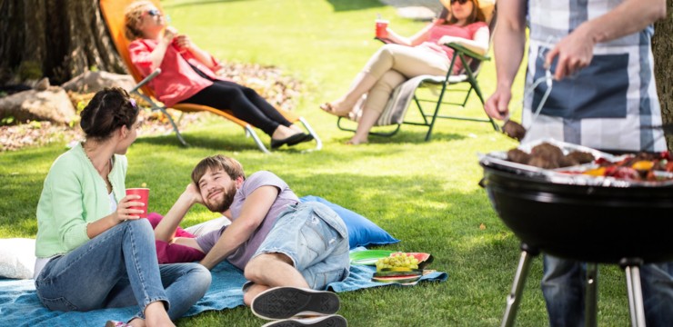 Przygotuj piknik rodzinie i znajomym w swoim ogrodzie!