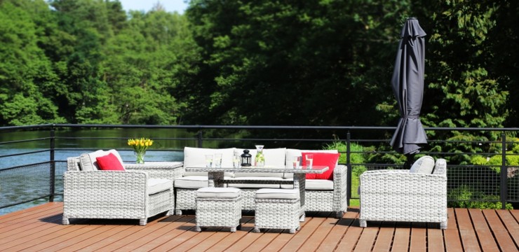 Zestaw mebli ogrodowych - z sofą czy bez?
