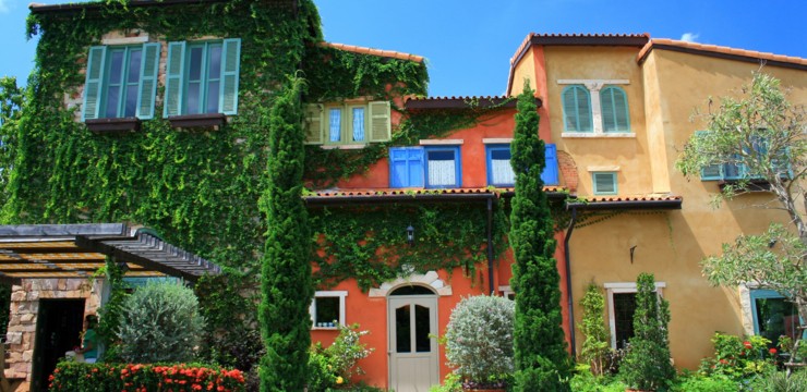 Jak urządzić ogród w stylu włoskim? Inspiracje