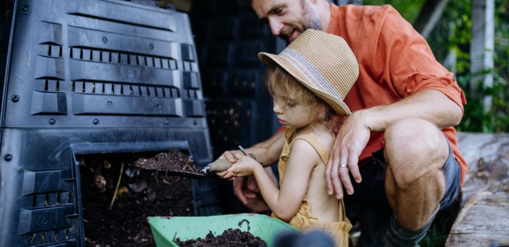Jak zrobić kompostownik? Sprawdź jakie to proste!