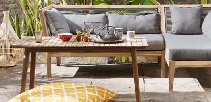 Kiedy kupować meble ogrodowe?