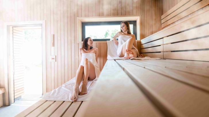 Jakie są zalety korzystania z sauny suchej?