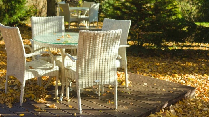 Ile powinna wynosić wysokość stolika kawowego? Porady HOME & GARDEN