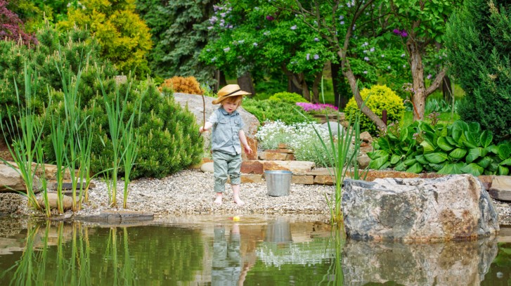 Jak zrobić staw rekreacyjny w ogrodzie?