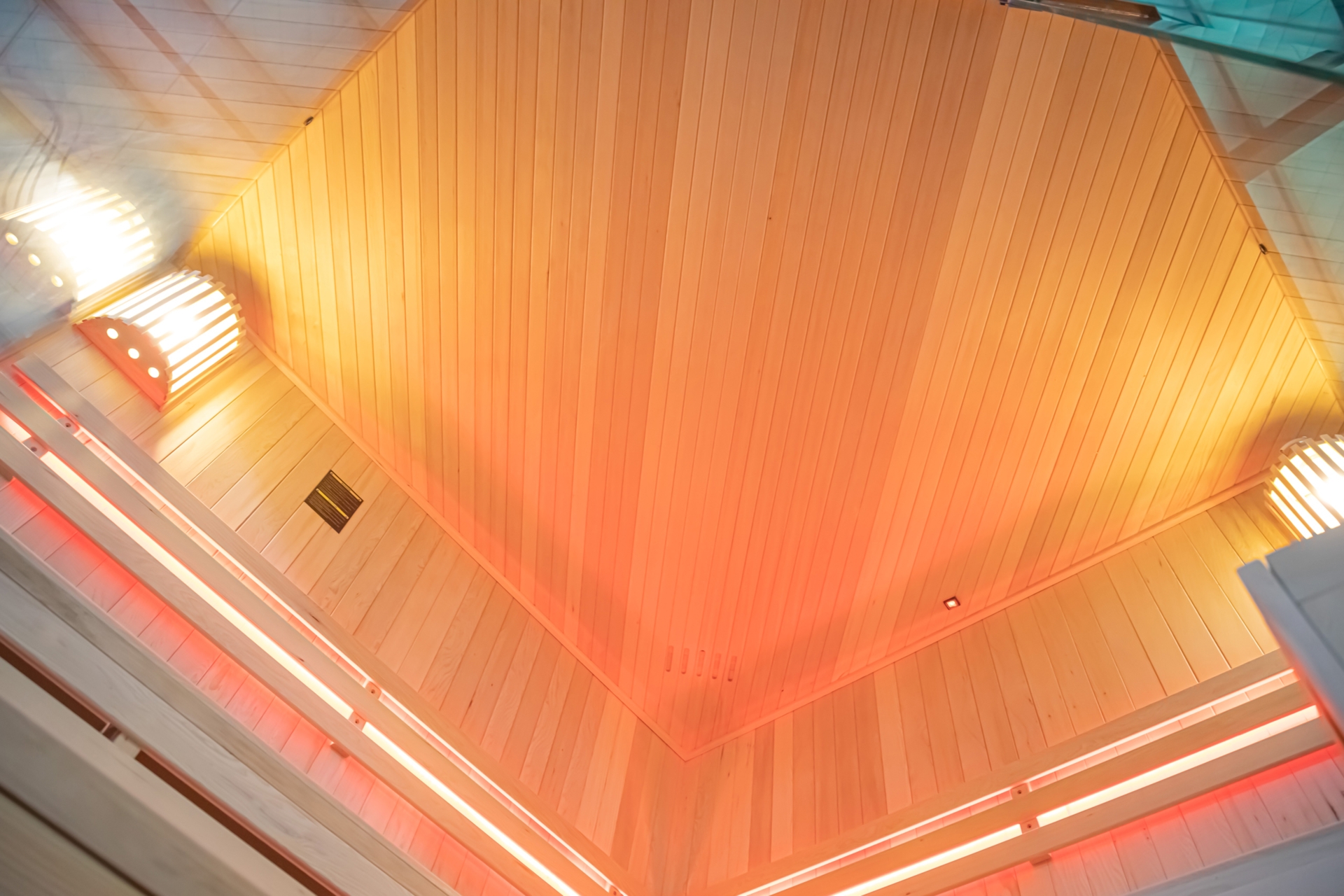 Sauna fińska narożna EA5 z piecem