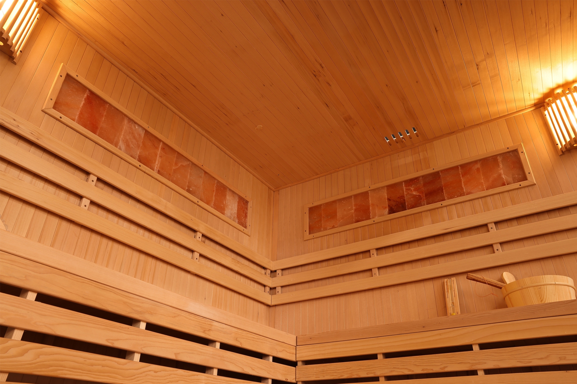 Sauna fińska Nordum Solea Edge 4-osobowa czarna