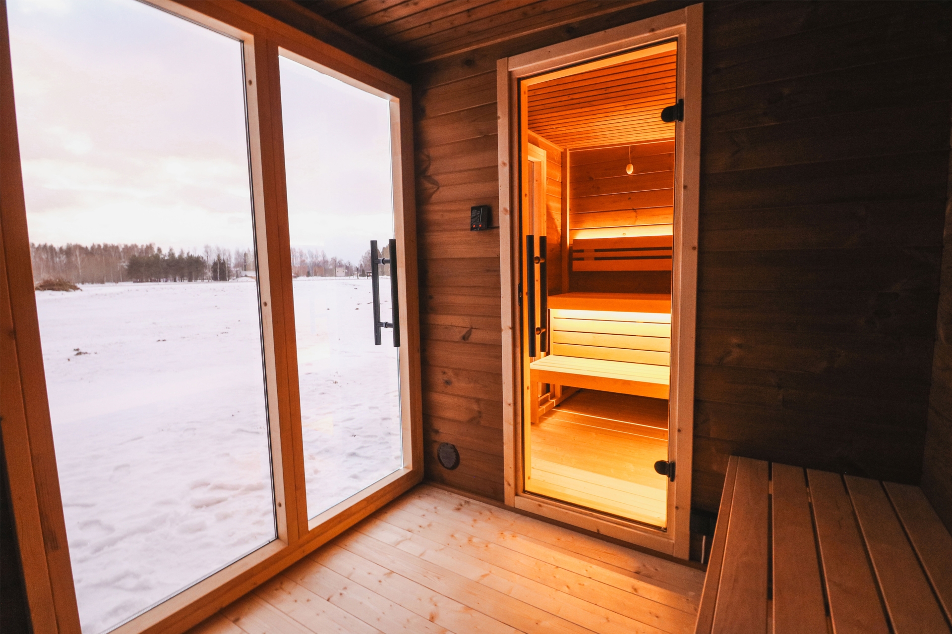 Sauna fińska zewnętrzna Leil® Saunas Patio L 5-osobowa