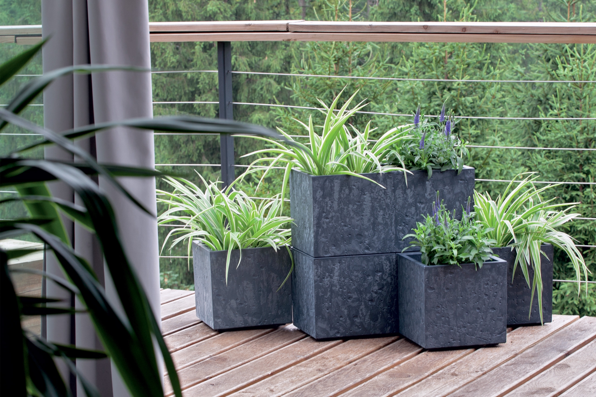 Donica ogrodowa Prosperplast Sierra Square Beton Effect Anthracite 13 l