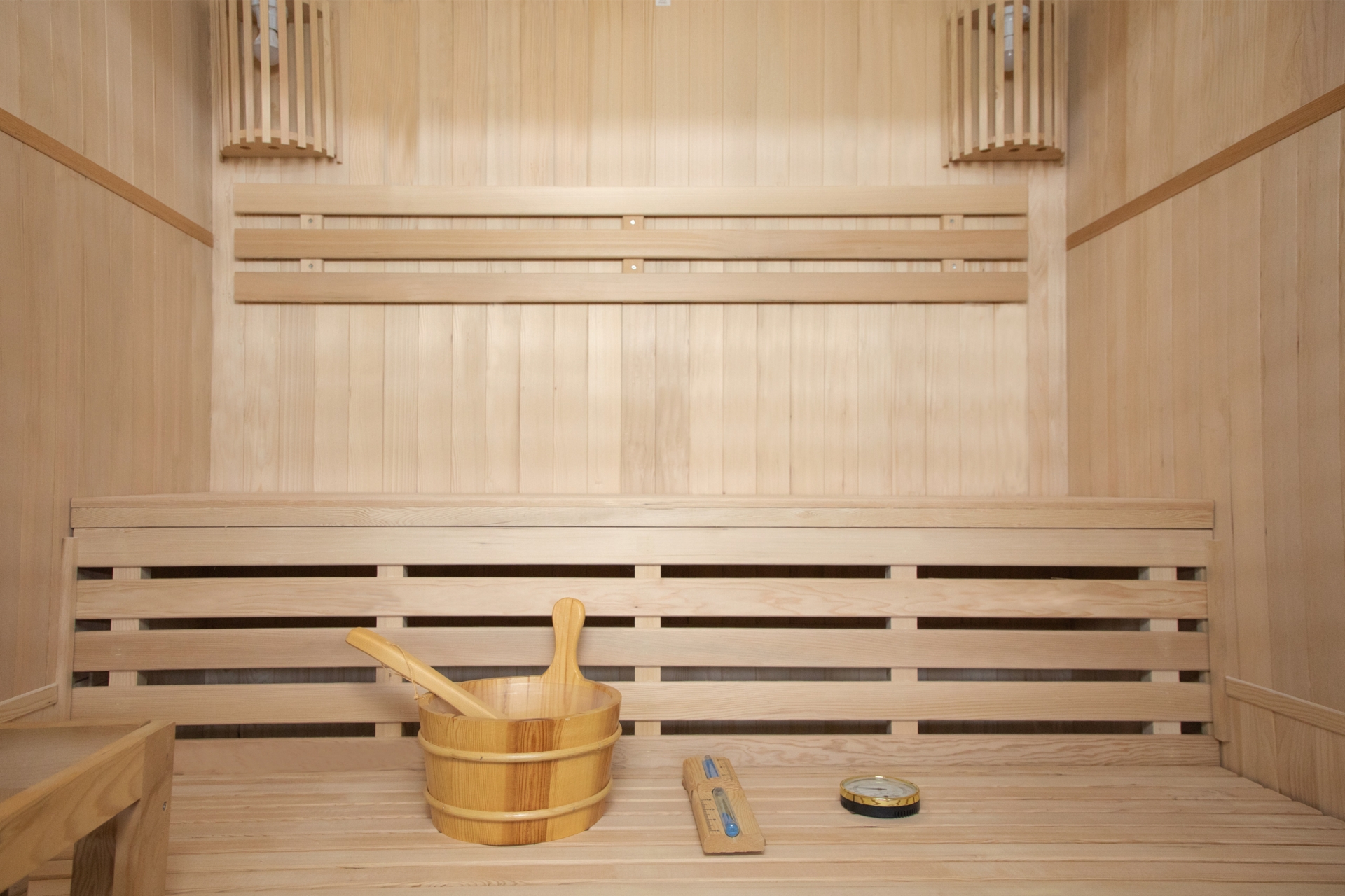 Sauna fińska EF4 Natural z piecem