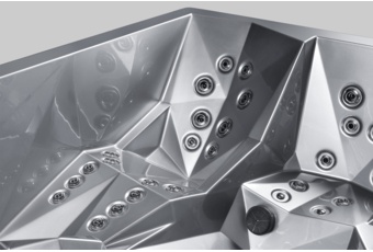 Wanna ogrodowa z hydromasażem Hanscraft Diamond powystawowa